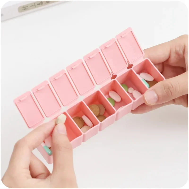 Food Storage Brands - Gloednieuwe 7-daagse wekelijkse doos Medicijnrek Organizer